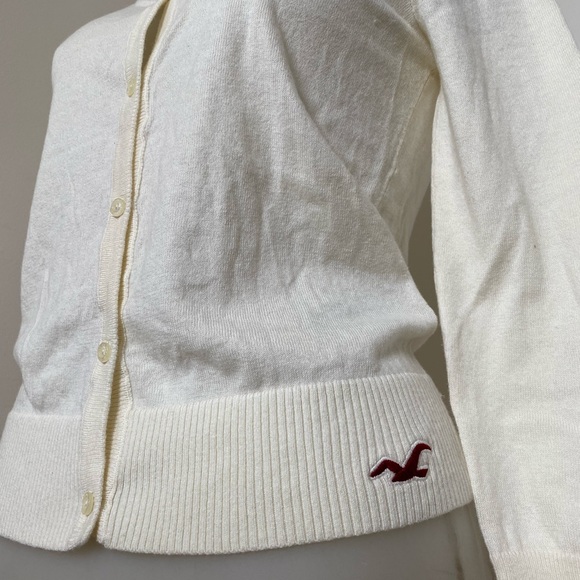 EUC Hollister Sweater Size Large (Juniors) White/Ivory - Picture 2 of 8